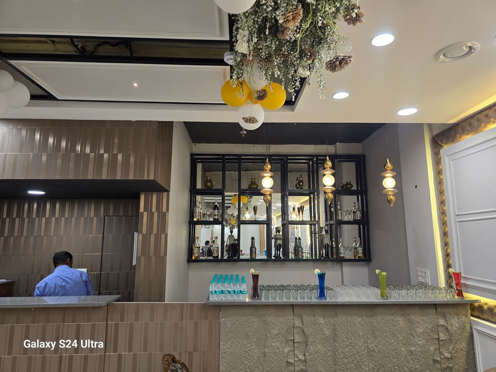 Banquet service counter